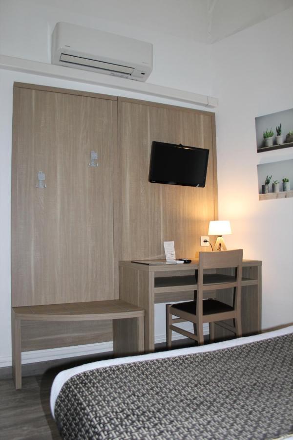 Hotel Univers Carpentras Eksteriør billede