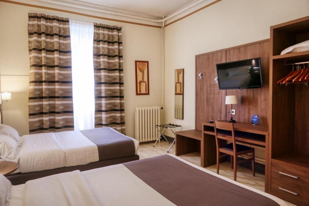 Hotel Univers Carpentras Eksteriør billede