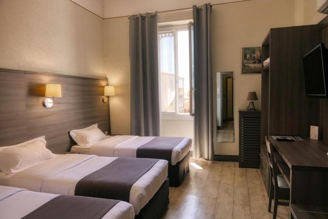 Hotel Univers Carpentras Eksteriør billede