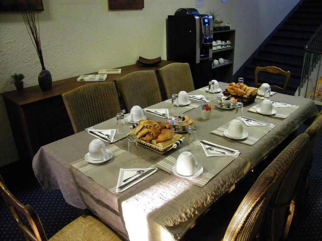 Hotel Univers Carpentras Eksteriør billede